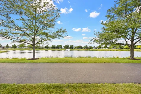 21254 Montclare Lake Drive Crest Hill IL 60403