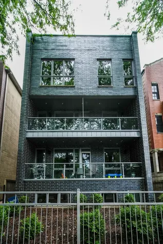 1751 West Roscoe Street Chicago IL 60657