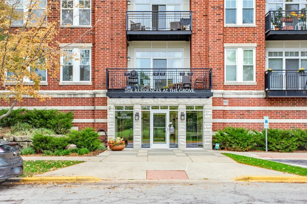 7757 Van Buren Street Forest Park IL 60130