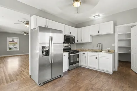 1323 Park Avenue Chicago Heights IL 60411