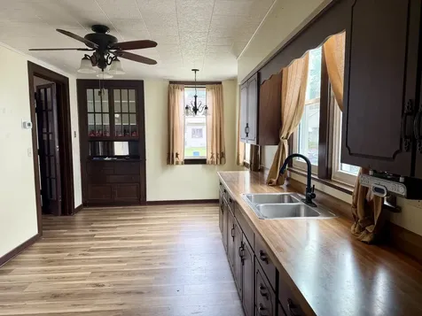 1515 7TH Street Peru IL 61354