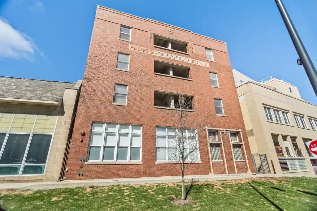 1830 Ridge Avenue Evanston IL 60201