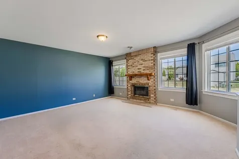 1371 East Braymore Circle Naperville IL 60564