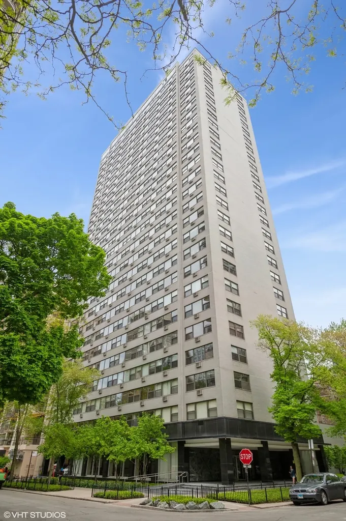 1445 North State Parkway Chicago IL 60610