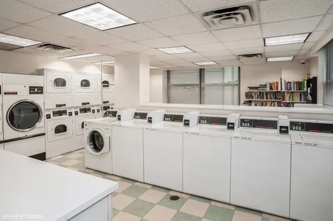 1445 North State Parkway Chicago IL 60610