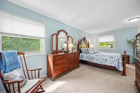 23W311 Edgewood Court Glen Ellyn IL 60137