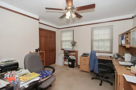619 Yardley Lane Hoffman Estates IL 60192