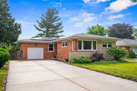 513 South William Street Mount Prospect IL 60056