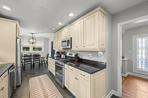 513 South William Street Mount Prospect IL 60056