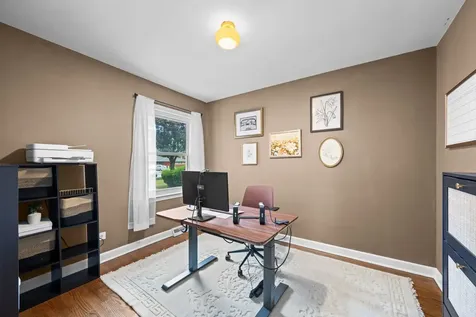 513 South William Street Mount Prospect IL 60056