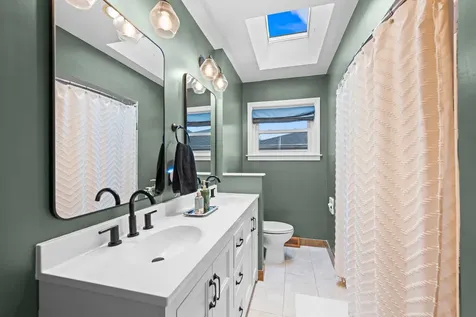 513 South William Street Mount Prospect IL 60056