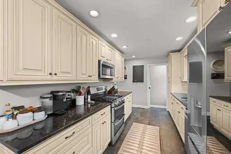 513 South William Street Mount Prospect IL 60056