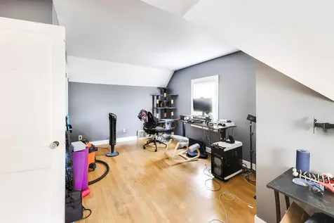 5141 North Octavia Avenue Harwood Heights IL 60706