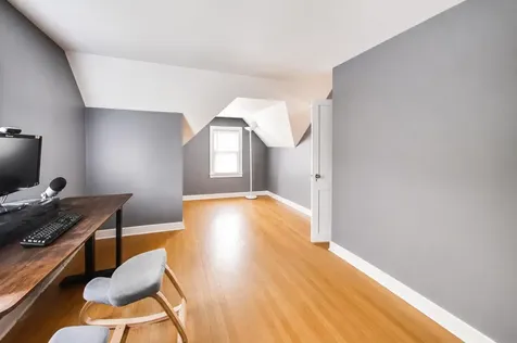 5141 North Octavia Avenue Harwood Heights IL 60706