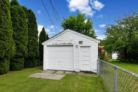 5141 North Octavia Avenue Harwood Heights IL 60706