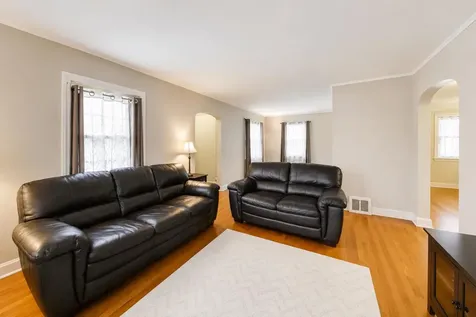 5141 North Octavia Avenue Harwood Heights IL 60706