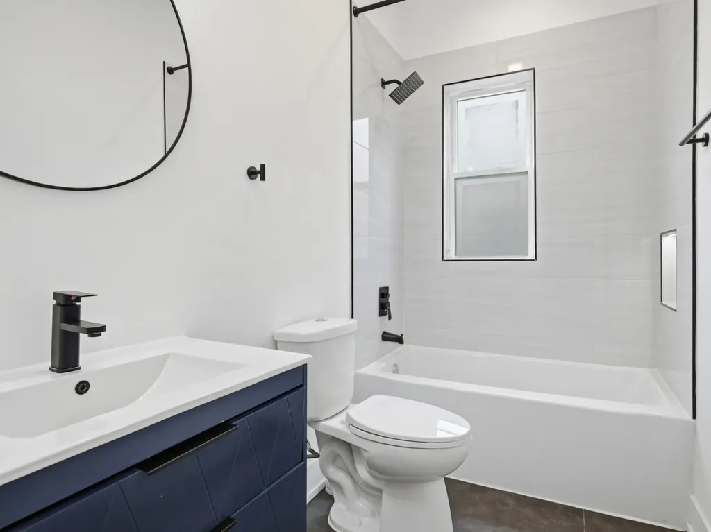 4162 South Wells Street Chicago IL 60609