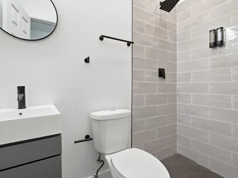 4162 South Wells Street Chicago IL 60609