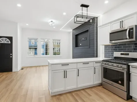4162 South Wells Street Chicago IL 60609