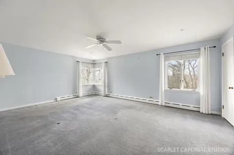 501 Glenwood Trail Elgin IL 60120
