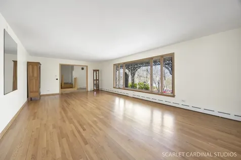 501 Glenwood Trail Elgin IL 60120