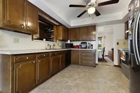 7610 Mill Road Rockford IL 61108