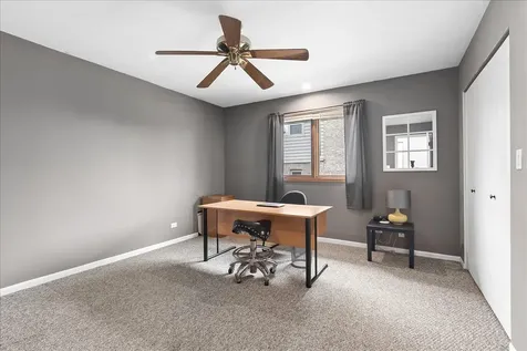 15601 Bramblewood Road Oak Forest IL 60452