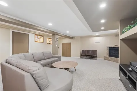 15601 Bramblewood Road Oak Forest IL 60452