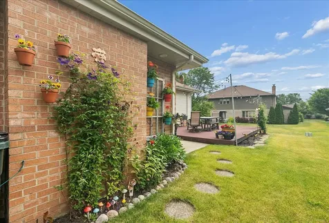 15601 Bramblewood Road Oak Forest IL 60452