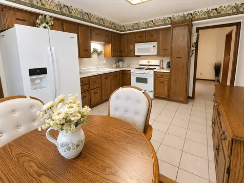 606 East Fine Street Ashkum IL 60911