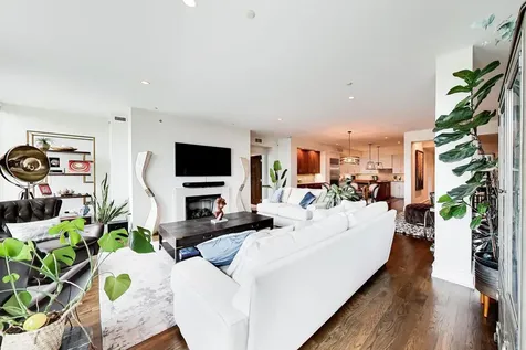 318 South Michigan Avenue Chicago IL 60604
