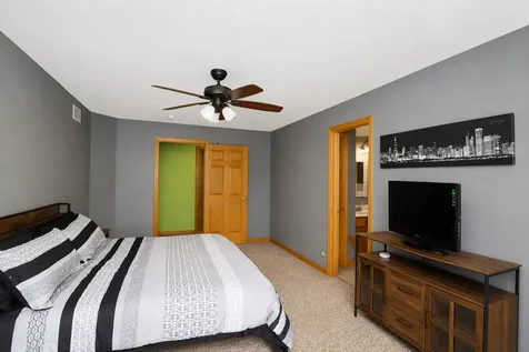506 Old Country Way Wauconda IL 60084