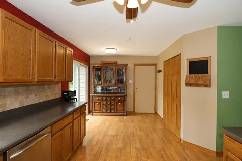 506 Old Country Way Wauconda IL 60084