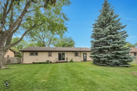 520 Evergreen Lane Bradley IL 60915