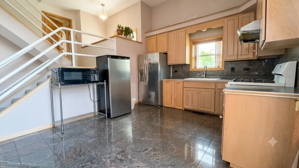 2805 South Stewart Avenue Chicago IL 60616