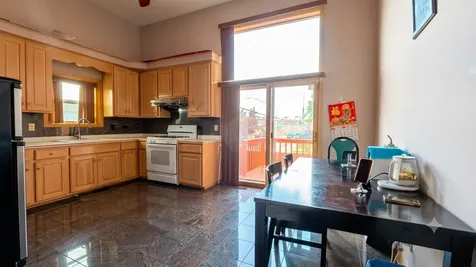 2805 South Stewart Avenue Chicago IL 60616