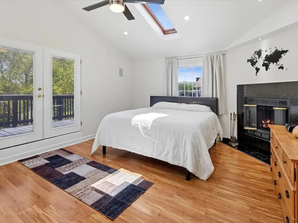 4035 North Albany Avenue Chicago IL 60618