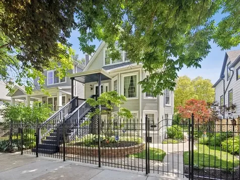 4035 North Albany Avenue Chicago IL 60618