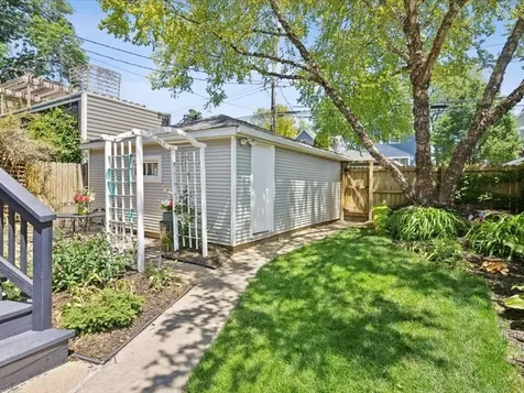 4035 North Albany Avenue Chicago IL 60618