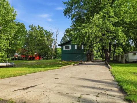 2863 South Brooks Island Road Oregon IL 61061