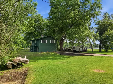 2863 South Brooks Island Road Oregon IL 61061