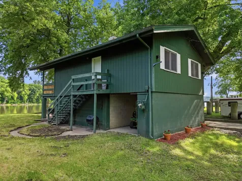 2863 South Brooks Island Road Oregon IL 61061