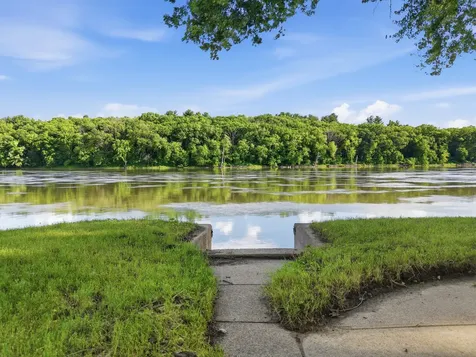 2863 South Brooks Island Road Oregon IL 61061