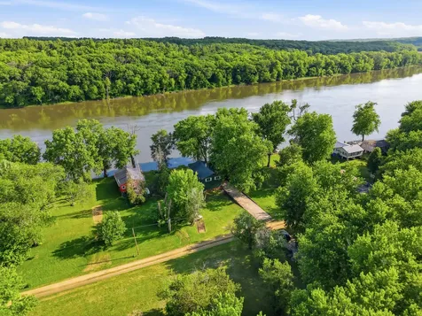 2863 South Brooks Island Road Oregon IL 61061