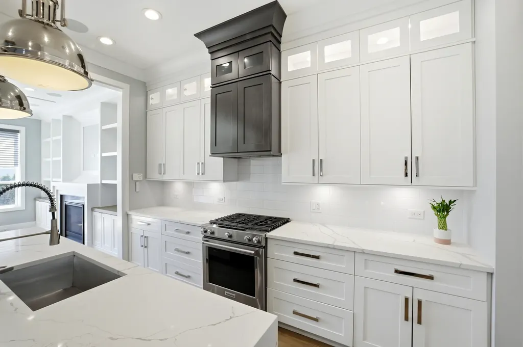 3721 West Wabansia Avenue Chicago IL 60647