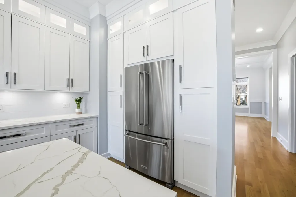 3721 West Wabansia Avenue Chicago IL 60647
