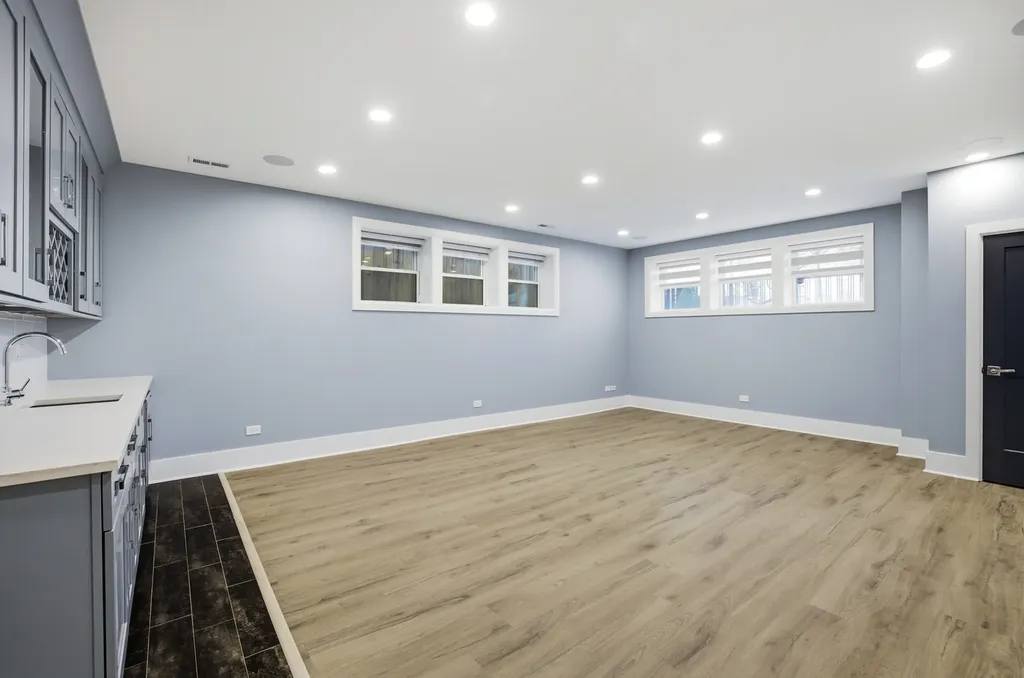 3721 West Wabansia Avenue Chicago IL 60647