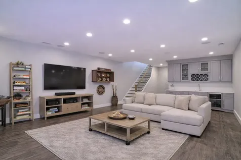 3721 West Wabansia Avenue Chicago IL 60647