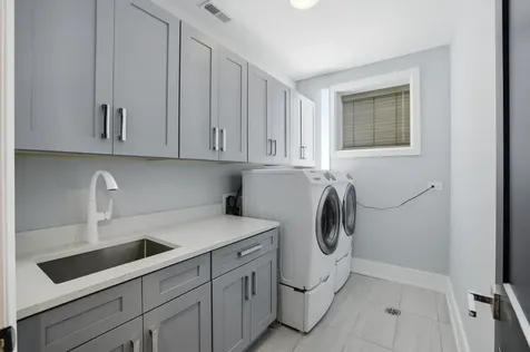 3721 West Wabansia Avenue Chicago IL 60647