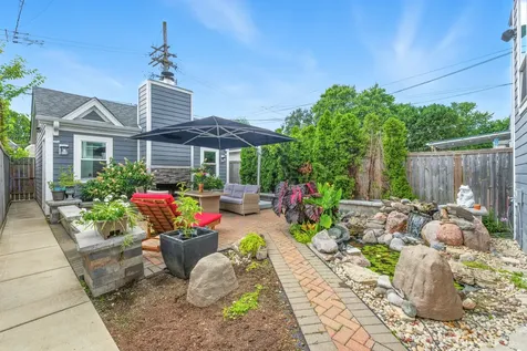 3721 West Wabansia Avenue Chicago IL 60647